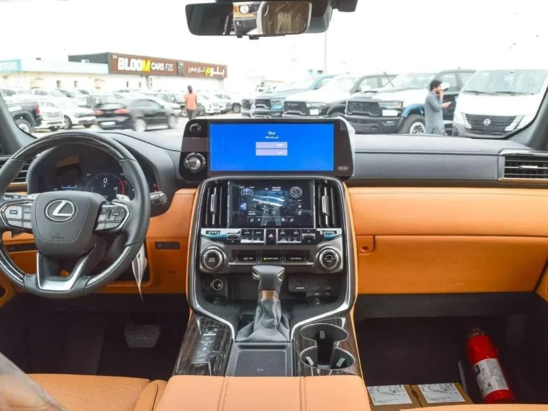 2025 Lexus LX 600 Signature 3.5 Liters V6 Twin-Turbo Petrol Engine White Tan SUV GCC