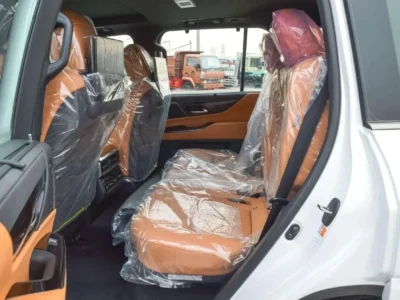 2025 Lexus LX 600 Signature 3.5 Liters V6 Twin-Turbo Petrol Engine White Tan SUV GCC