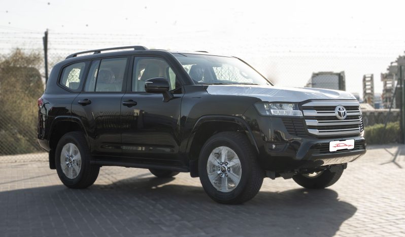 2025 Toyota Land Cruiser GXR 4.0 Litres V6 Petrol Engine Black Beige SUV Automatic