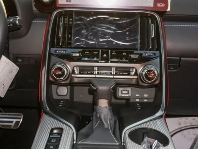 2025 Lexus LX 600 F Sport 3.5-liter V6 Twin-Turbo Petrol Engine Green Red SUV GCC Specs