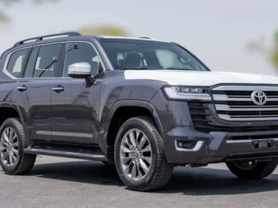 2025 Toyota Land Cruiser VXR 3.3 Litres V6 Twin-Turbo Diesel Engine Grey Black SUV