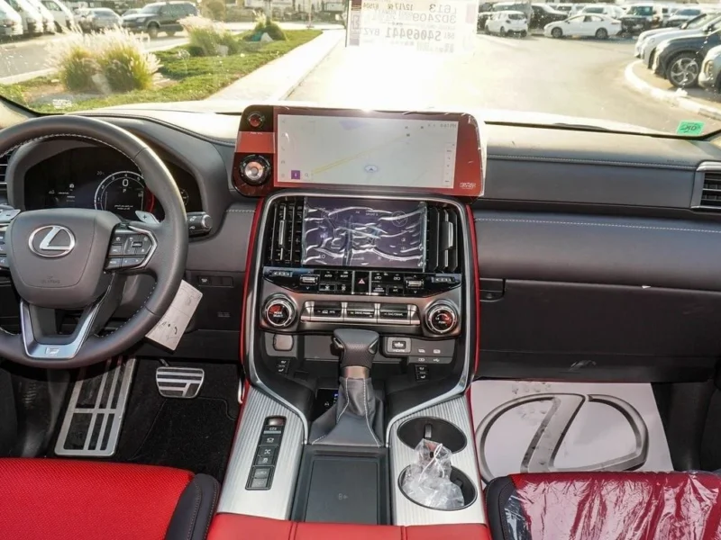 2025 Lexus LX 600 F Sport 3.5-liter V6 Twin-Turbo Petrol Engine Green Red SUV GCC Specs