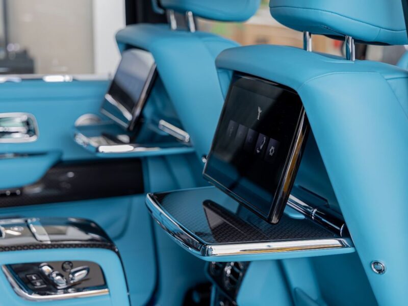 2026 ROLLS ROYCE CULLINAN BLACK BADGE BESPOKE PREMIUM AUDIO Grey Blue SUV