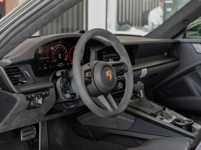 2026 Porsche CARRERA 911 GT3 New Facelift 4L 6 Cylinders Engine Green Black Coupe