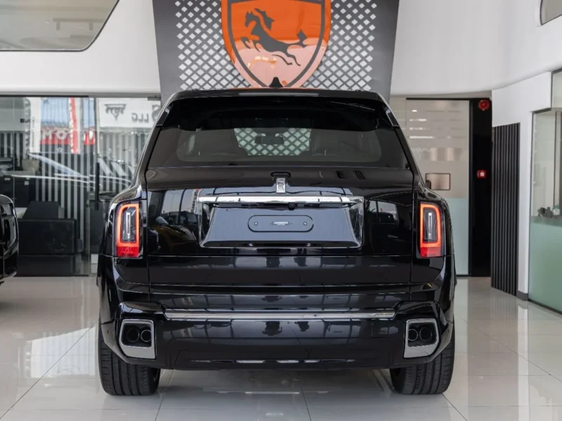 2026 ROLLS-ROYCE CULLINAN SILVER BADGE 6.7 L 12 Cylinders Black Blue SUV FULL OPTIONS