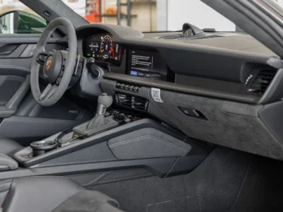 2026 Porsche CARRERA 911 GT3 New Facelift 4L 6 Cylinders Engine Green Black Coupe