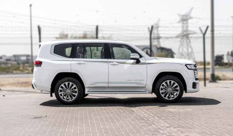 2026 Toyota Land Cruiser VXR 3.5 Litres V6 Twin-Turbo Petrol Engine White Red SUV GCC