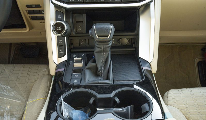 2025 Toyota Land Cruiser GXR 4.0 Litres V6 Petrol Engine Black Beige SUV Automatic