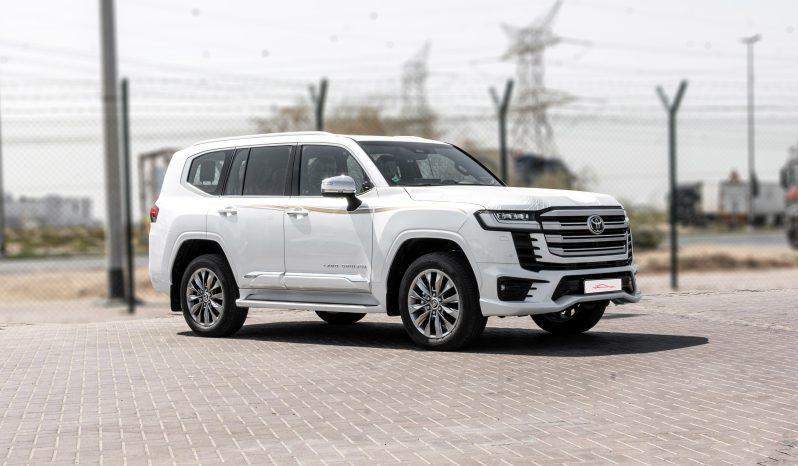 2026 Toyota Land Cruiser VXR 3.5 Litres V6 Twin-Turbo Petrol Engine White Red SUV GCC