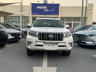 2019 Toyota Land Cruiser Prado GXR 2.7 Liters 4-cylinder Engine White Beige SUV GCC