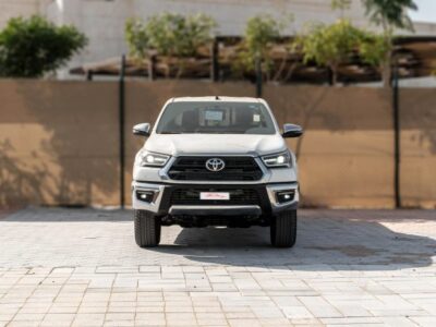 2026 Toyota Hilux SGLX 2.8L 4 Cylinders Turbodiesel Engine White Red Pickup Truck