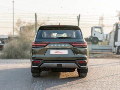 2026 Lexus LX700h VIP 3.5 Litres V6 Twin-Turbo Hybrid Engine Green Orange SUV