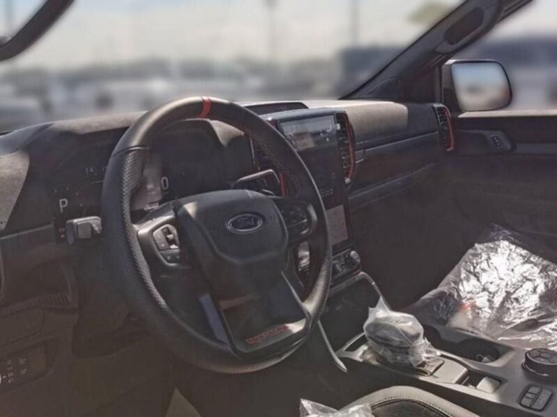 2025 Ford Ranger Raptor 3.0L EcoBoost V6 Twin-Turbo Petrol Engine Black Pickup Truck