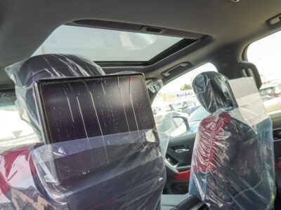 2025 Toyota Land Cruiser VXR Hybrid 3.5-liter V6 Twin-Turbocharged Engine White Red SUV GCC