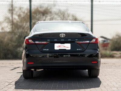 2026 Toyota Camry E-plus 2.5L 4-Cylinder Hybrid Engine Black Beige Sedan Automatic
