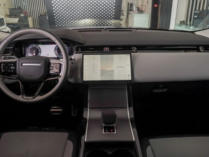 2025 Land Rover Range Rover Velar P250 SE - R Dynamic 2.0L Turbo 4-cylinder Black White SUV