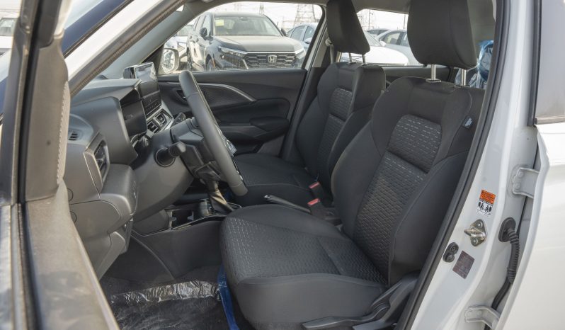 2026 Suzuki Swift GLX 1.2 Litres 3-cylinder Petrol Engine White Black Hatchback GCC Specs