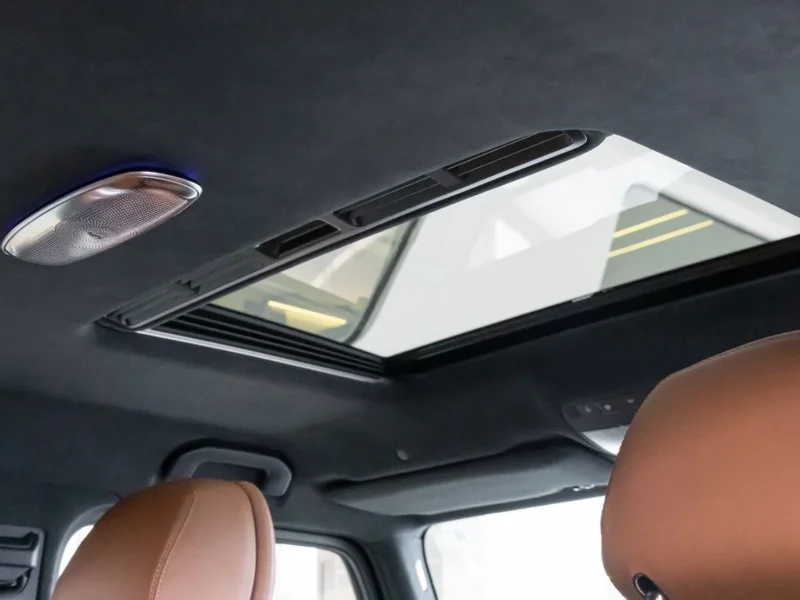 2026 Mercedes-Benz G 63 AMG 4.0L V8 Twin-Turbo Engine White Brown SUV Fully Carbon Fiber