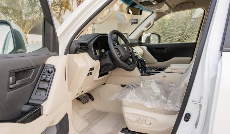 2026 Toyota Land Cruiser GXR 3.5-liter V6 Twin Turbo Petrol Engine White Beige SUV GCC