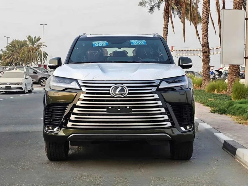 2025 Lexus LX 600 Urban 3.5-liter V6 Twin-Turbo Petrol Engine Green Red SUV GCC Specs