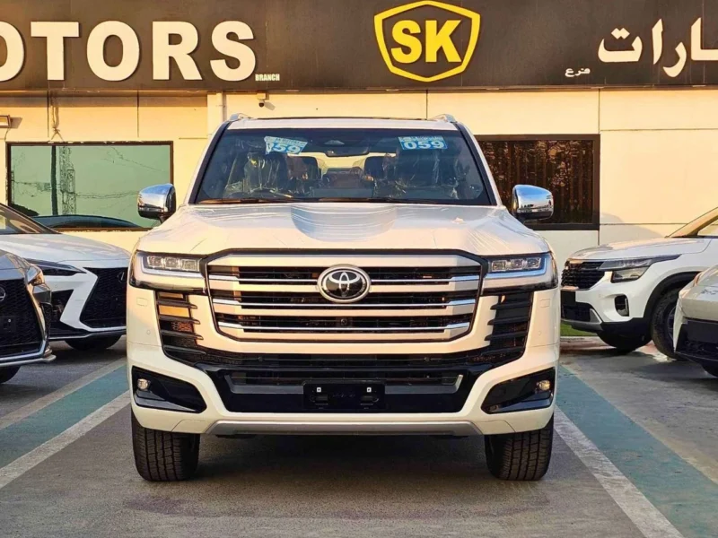 2025 Toyota Land Cruiser VX 3.5 Litres V6 Twin-Turbo Hybrid Engine White Black SUV GCC