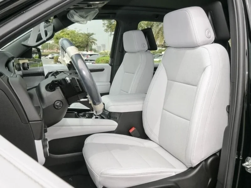 2025 CHEVROLET TAHOE Premier AWD 5.3 Litre V8 Petrol Engine Black White SUV GCC Specs