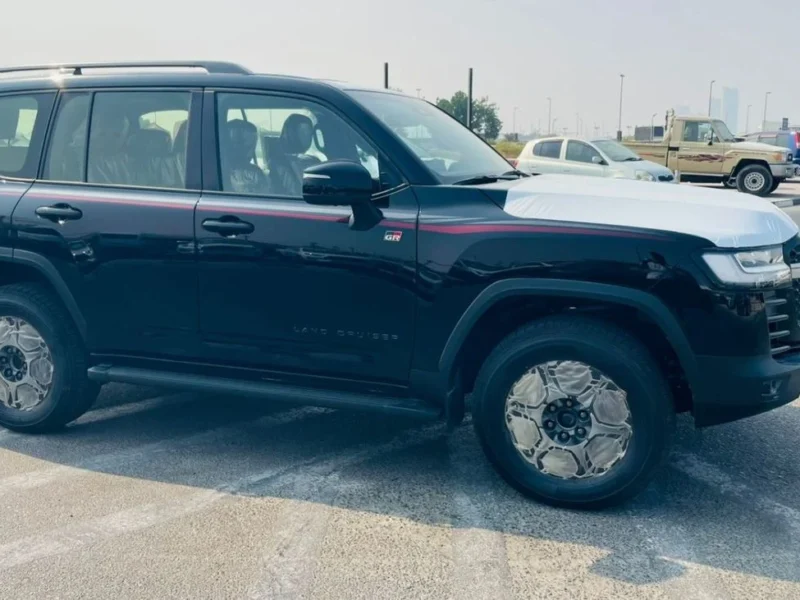 2025 Toyota Land Cruiser GR Sport 3.5-liter twin-turbocharged Petrol V6 Black Red SUV GCC