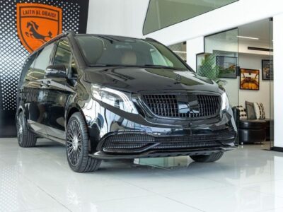2025 Mercedes-Benz V 300 VIP 2.0L turbocharged 4-cylinder Petrol Engine Black Tan Van GCC