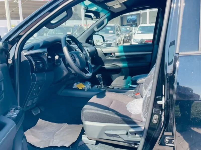 2025 Toyota Hilux Adventure 4.0 Litres V6 Petrol Engine Black Pickup Truck Automatic GCC