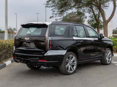 2025 Cadillac Escalade Sport Platinum 6.2 Litres V8 Petrol Engine Black White SUV GCC Specs