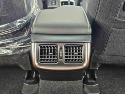 2026 Toyota Hilux SR5 4.0-liter V6 Petrol Engine Silver Black Pickup Truck TRD WOOD INTERIOR