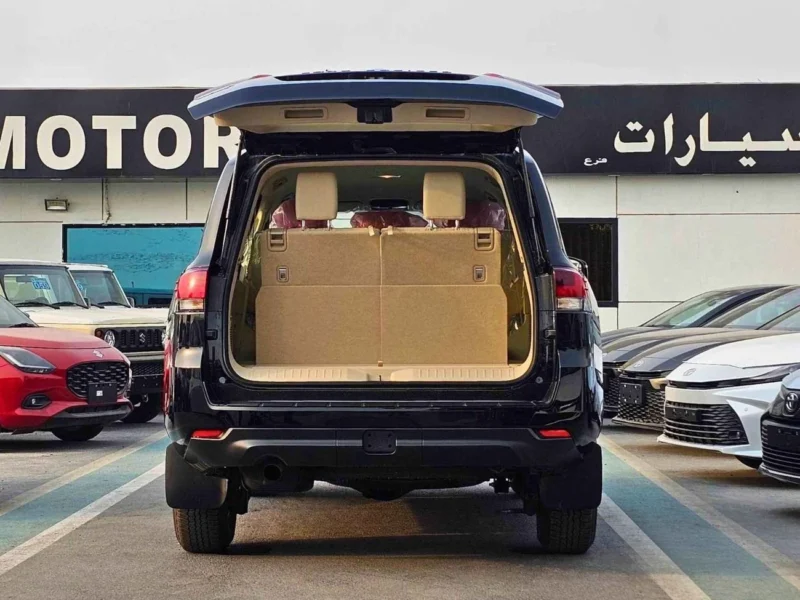 2024 Toyota Land Cruiser GX E1 3.3 Litre V6 Twin-Turbo Diesel Engine Black Beige SUV GCC