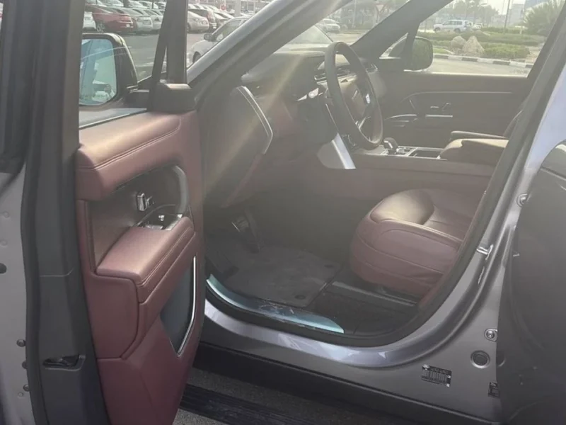 2022 Land Rover Range Rover HSE 3.0L turbocharged I6 Petrol Engine Grey Red SUV Automatic