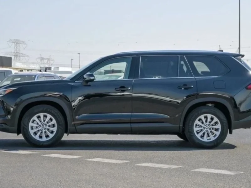 2025 Toyota Grand Highlander XLE 2.4L Turbocharged Inline-4 Petrol Engine Black Grey SUV