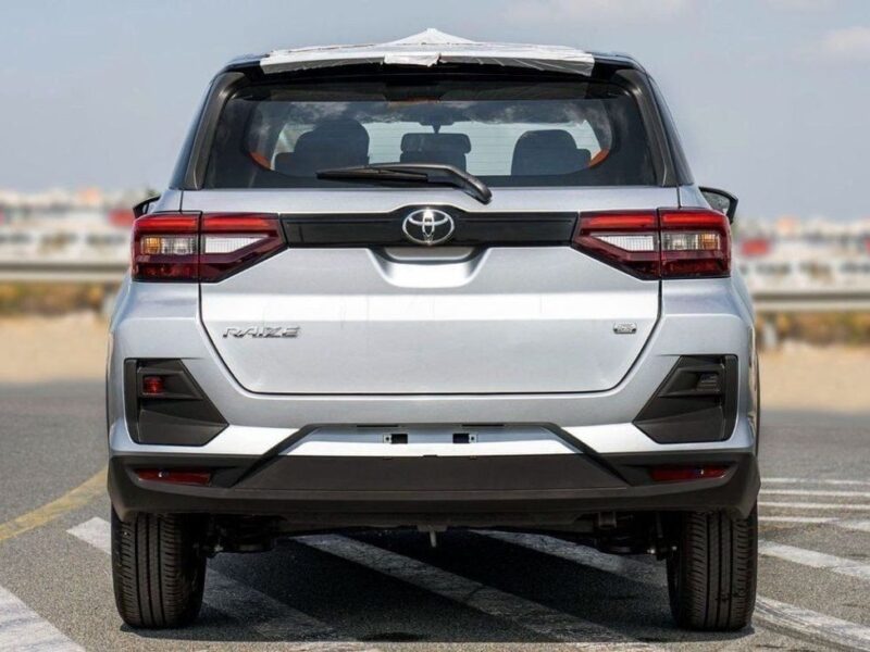 2023 Toyota Raize G 1.0L Turbo 3 Cylinder Petrol Engine Silver Black SUV GCC Automatic