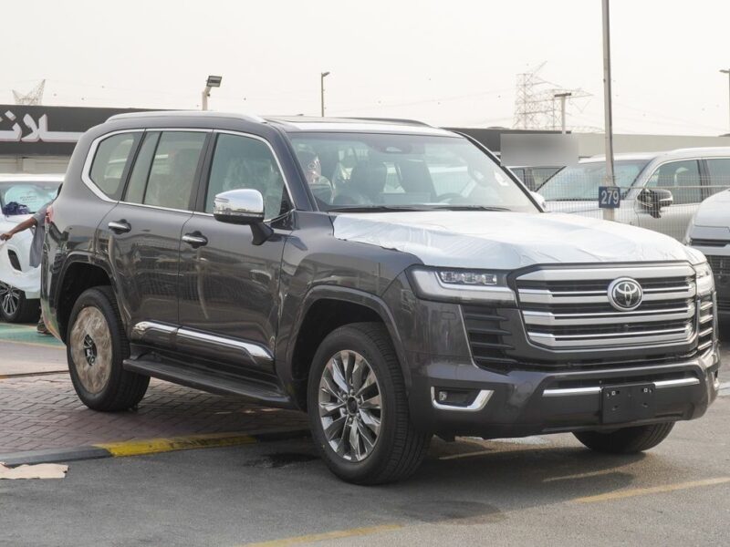 2025 Toyota Land Cruiser VXR 3.5-liter V6 Twin-Turbocharged Petrol Engine Grey Red SUV GCC