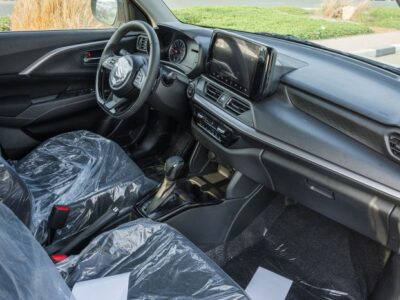 2026 Suzuki Swift GLX 1.2 Litres 3-cylinder Petrol Engine White Black Hatchback GCC Specs