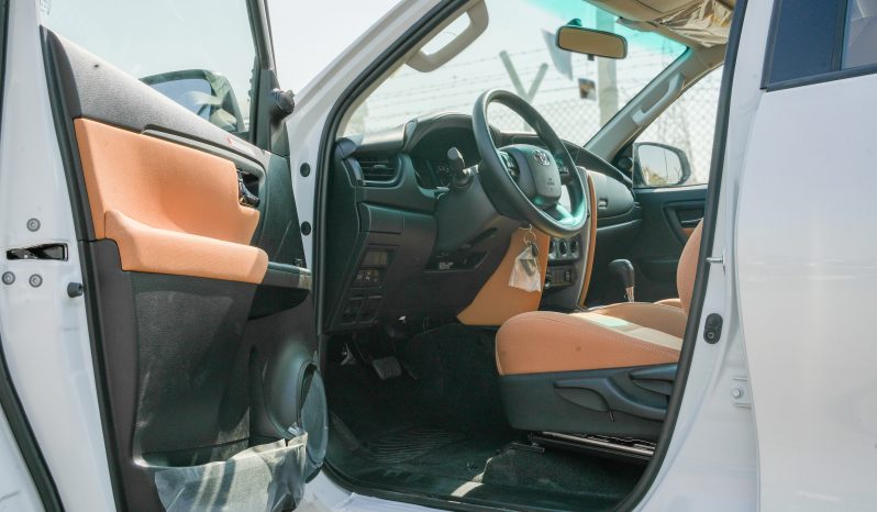 2025 Toyota Fortuner GX 2.4 L 4-cylinder turbocharged Diesel White Tan SUV Automatic