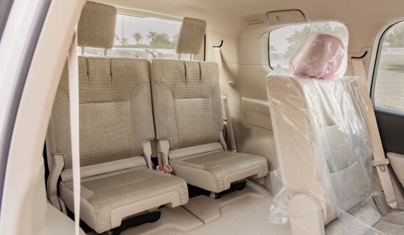 2026 Toyota Land Cruiser GXR 3.5-liter V6 Twin Turbo Petrol Engine White Beige SUV GCC