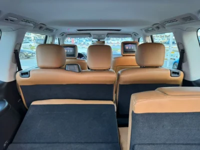 2018 Nissan Patrol LE Platinum 5.6-liter V8 Petrol Engine Black Tan SUV Automatic GCC Specs