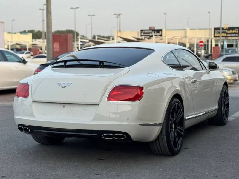 2013 Bentley Continental GT 4.0-litre twin-turbo V8 Petrol Engine White Red Sedan GCC Specs
