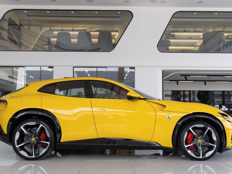 2025 Ferrari Purosangue 6.5L V12 Yellow White SUV FULL CARBON INTERIOR FULLY LOADED