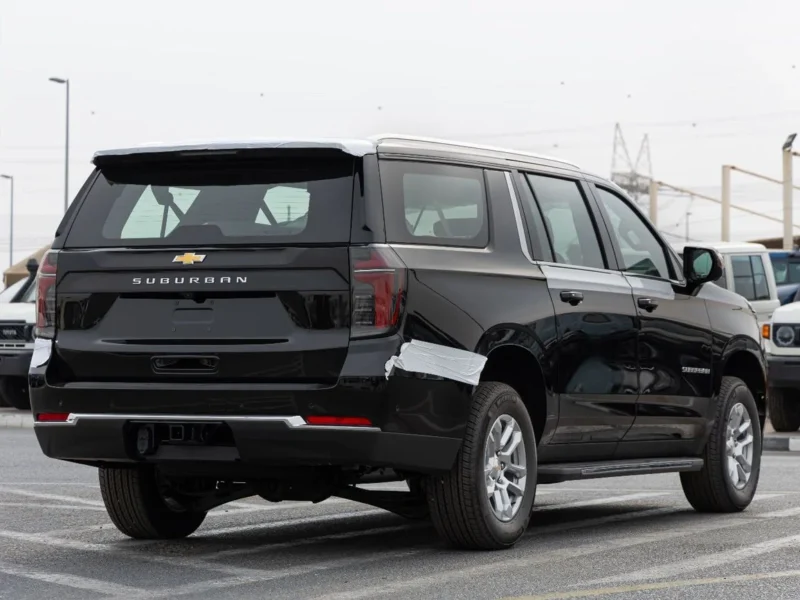 2025 Chevrolet Suburban LS 5.3L EcoTec3 V8 Petrol Engine Black Beige SUV GCC Specs