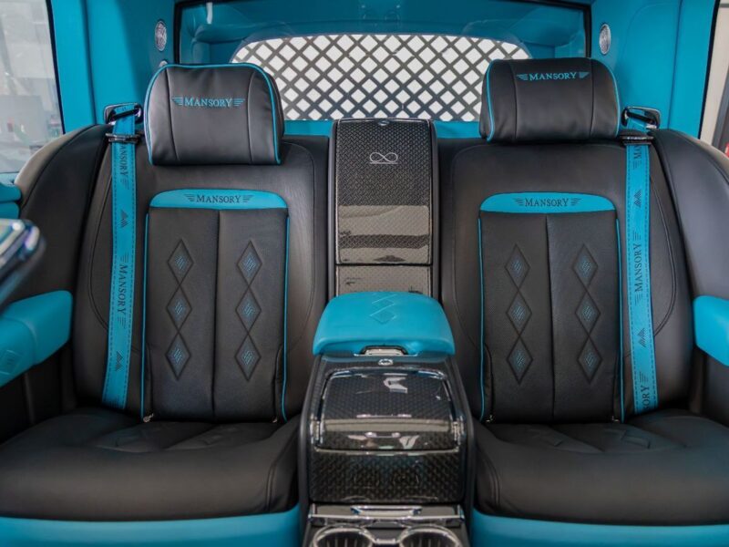 2023 Rolls-Royce Cullinan Mansory 6.75L Twin-Turbo V12 Grey Blue SUV Perfect Condition