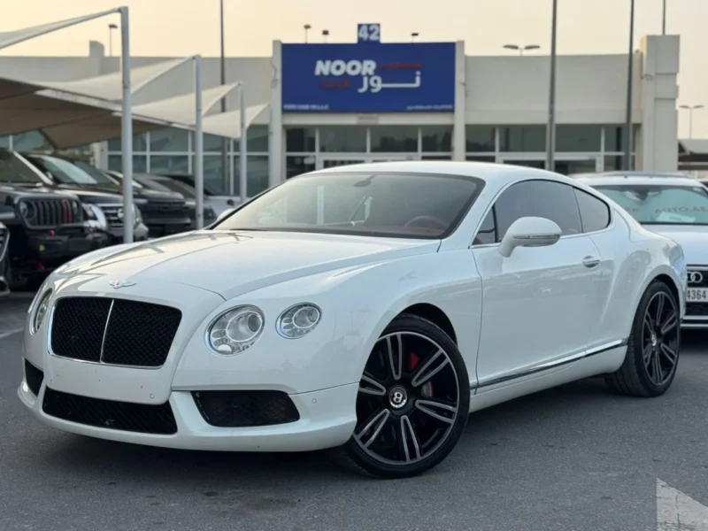 2013 Bentley Continental GT 4.0-litre twin-turbo V8 Petrol Engine White Red Sedan GCC Specs