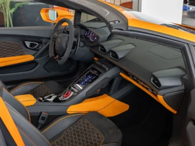 2024 Lamborghini Huracán EVO Spyder 5.2L Naturally Aspirated V10 Orange Black Coupe