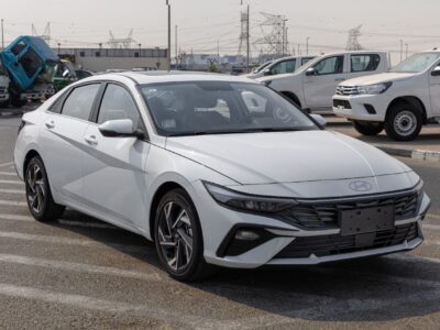 2025 Hyundai Elantra GLX Elite 1.5-liter MPI Petrol Engine White Black Sedan Automatic
