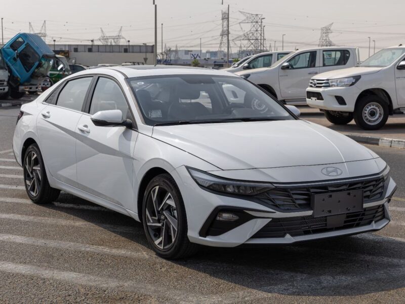 2025 Hyundai Elantra GLX Elite 1.5-liter MPI Petrol Engine White Black Sedan Automatic
