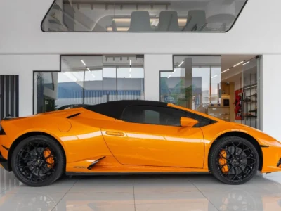 2024 Lamborghini Huracán EVO Spyder 5.2L Naturally Aspirated V10 Orange Black Coupe