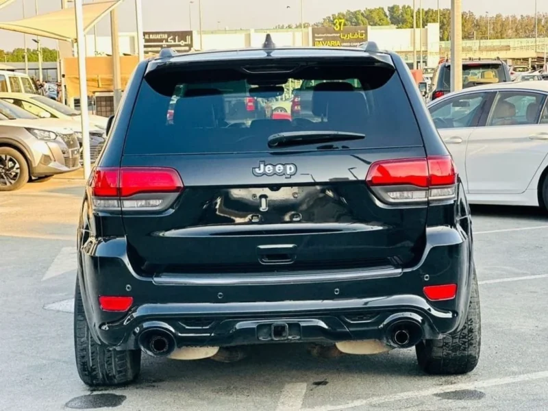 2017 Jeep Grand Cherokee Limited 5.7 Litres HEMI V8 Petrol Engine Black SUV American Specs